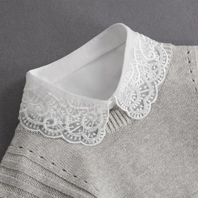 Women's Vintage Lace Front Tie Detachable Collar