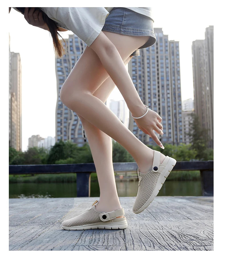 Summer Sandals for Women Breathable Beach Sandals Slippers Fashion Garden Clog Aqua Shoes Trekking Wading Shoes Plus Size 35-44