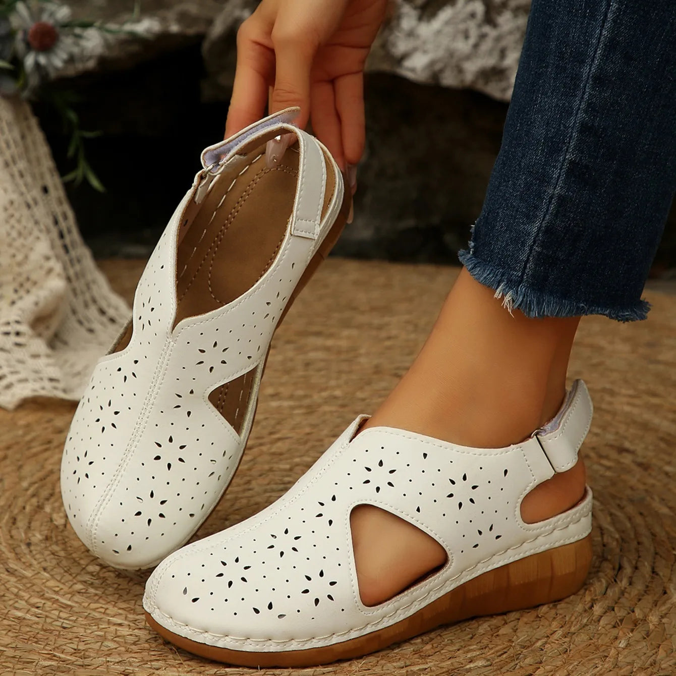 Summer Women 2026 Sandals Platform Fashion Sandals Hollow Out Buckle Roman Style Shoes Women Lightweight Slip-On Shoes Ladies