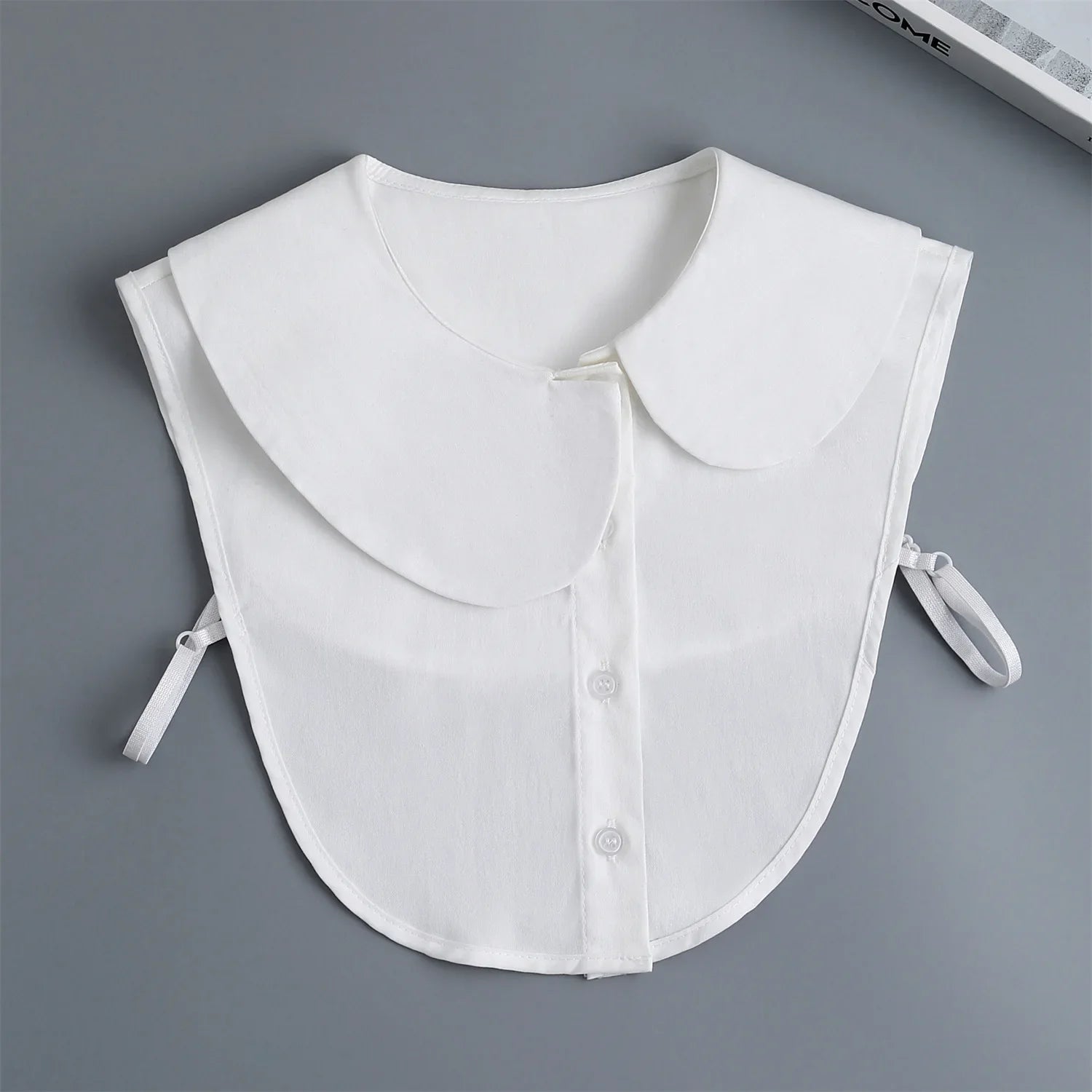 Women's Vintage Lace Front Tie Detachable Collar