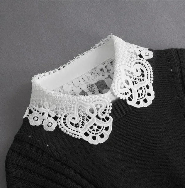 Women's Vintage Lace Front Tie Detachable Collar
