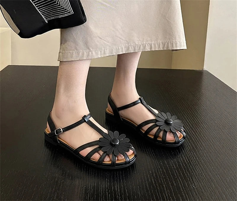 Women's Braided Hollow Closed-Toe Roman Flat Sandals