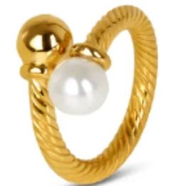 Stainless Steel Ring for Women Inlaid Zircon Rings Waterproof Romantic Fashion Jewelry - memorylane shop