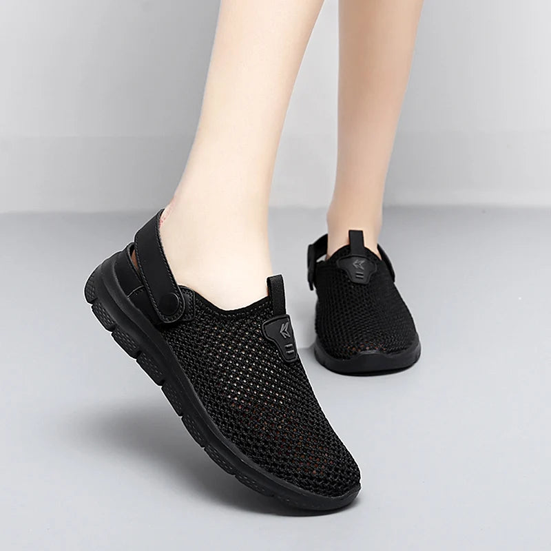 Summer Sandals for Women Breathable Beach Sandals Slippers Fashion Garden Clog Aqua Shoes Trekking Wading Shoes Plus Size 35-44